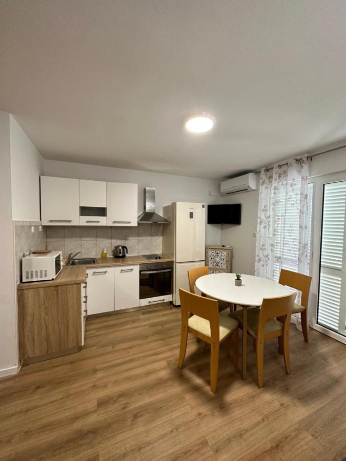 Apartments Villa Ohana Kaštela Zewnętrze zdjęcie