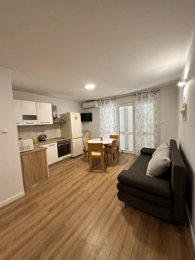Apartments Villa Ohana Kaštela Zewnętrze zdjęcie