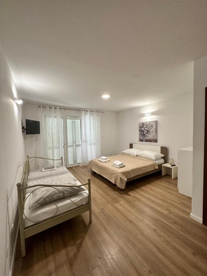 Apartments Villa Ohana Kaštela Zewnętrze zdjęcie